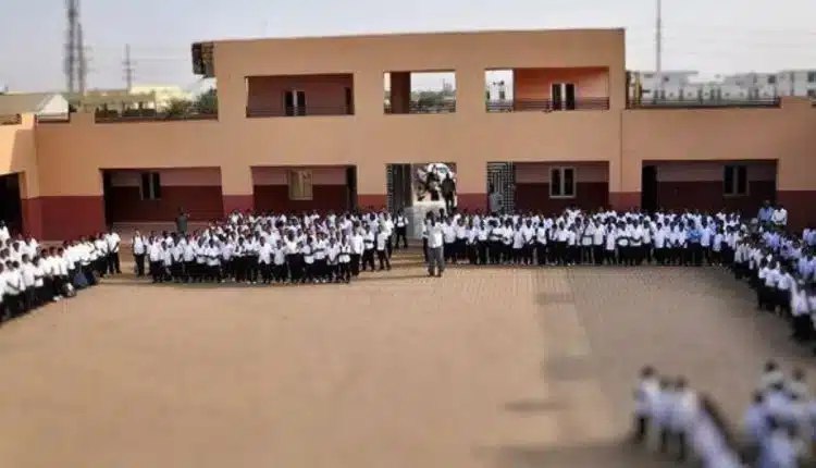 تلاميذ مدرسة ابدائية