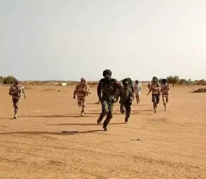 متعاونين المليشيا 