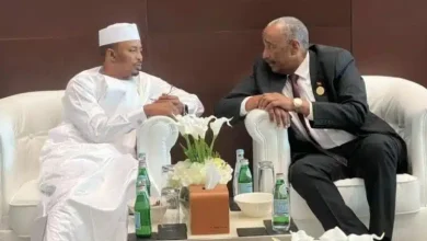 البرهان وديبي