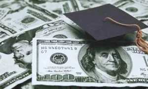 منحة دراسية